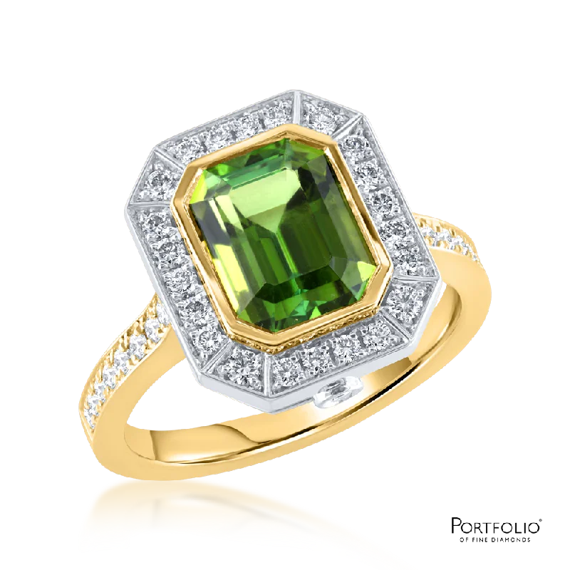 Cluster 2.69ct Green Tourmaline Yellow Gold Ring