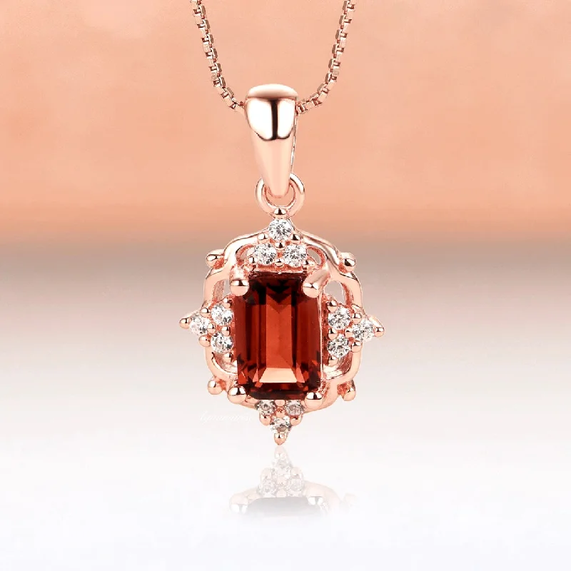 luxurious necklaces for women -Vintage Natural Red Garnet Necklace- 14K Rose Gold Vermeil