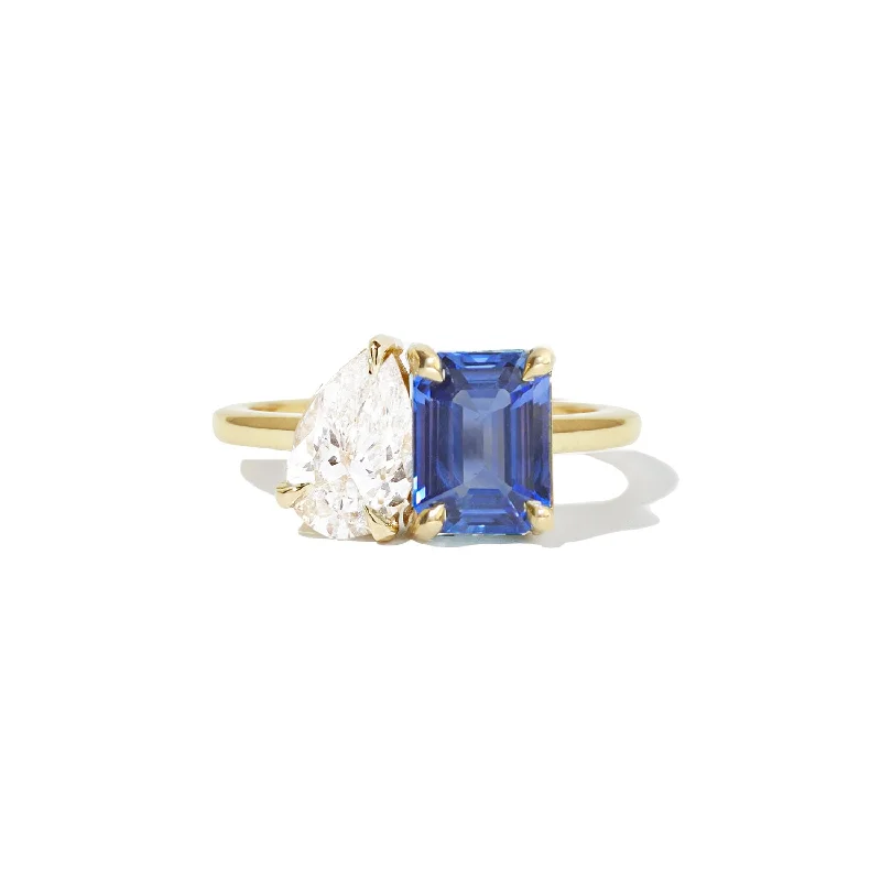 gemstone rings for women -Sapphire Emerald & Pear Diamond Toi et Moi Ring