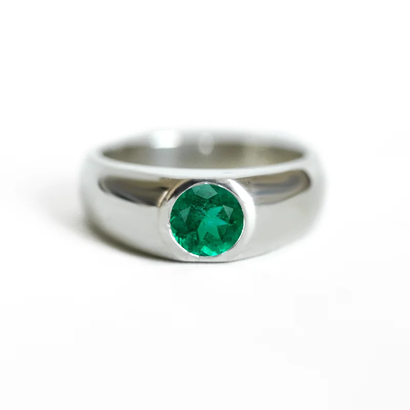 sapphire rings for women -Round Emerald Signet Ring