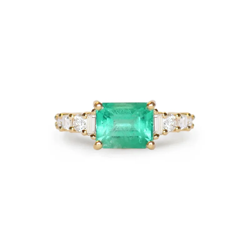 vintage rings for women -Colombian Emerald Nouveau Ring