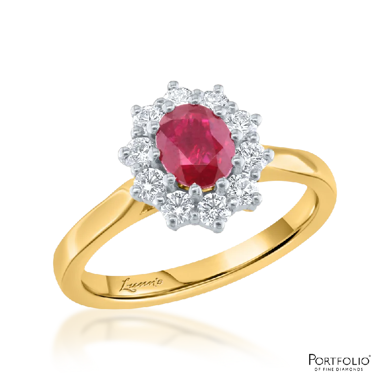 Cluster 0.92ct Ruby Yellow Gold Ring