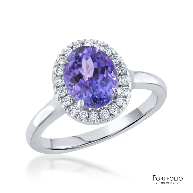 Cluster 2.29ct Tanzanite White Gold Ring