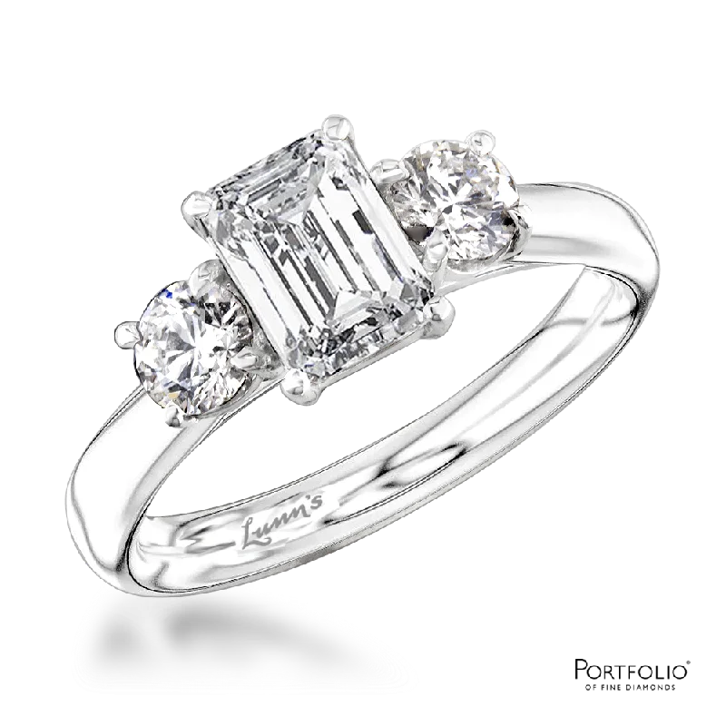 Three Stone 1.00ct G VS2 Diamond Platinum Ring